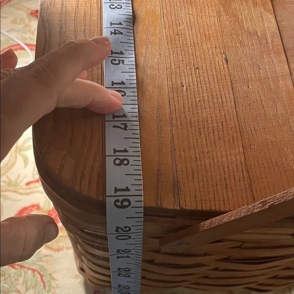 Basketville Putney Vermont Vintage Rustic Tan Woven Storage Picnic Basket - Picture 9 of 16